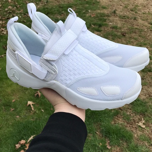 Jordan Trunner Lx White Sneakers Mens 
